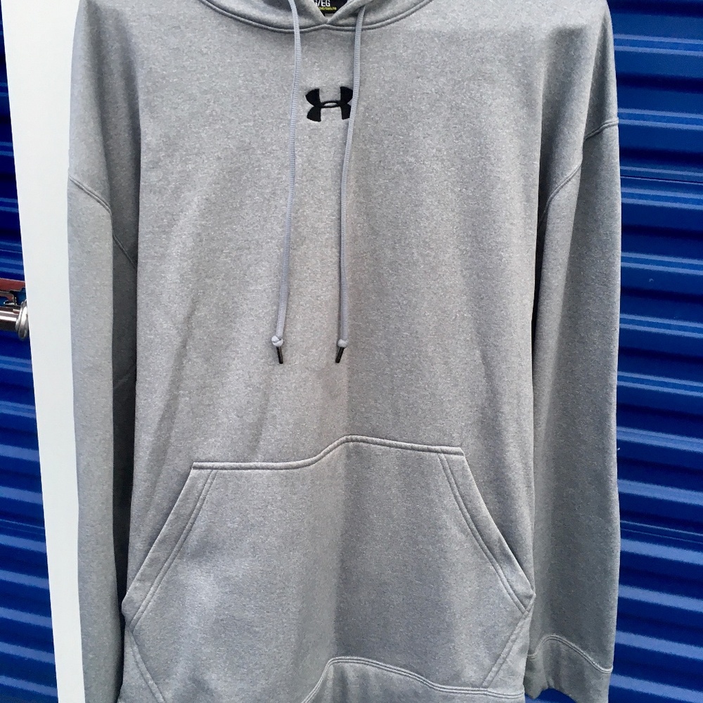 UNDER ARMOUR Sweatshirt- Size: XL New Without Tags - Water Resistance Material
